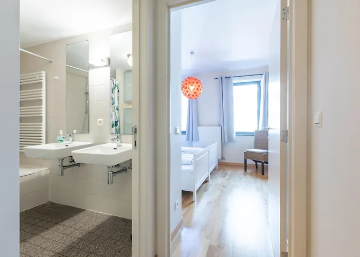 Appartement Lecomte - New Helmond 219 *